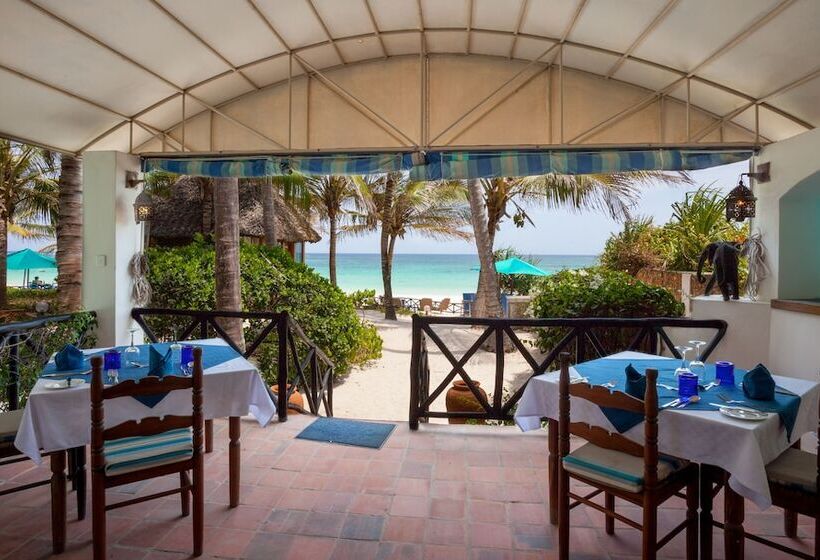 استراحتگاه Diani Blue