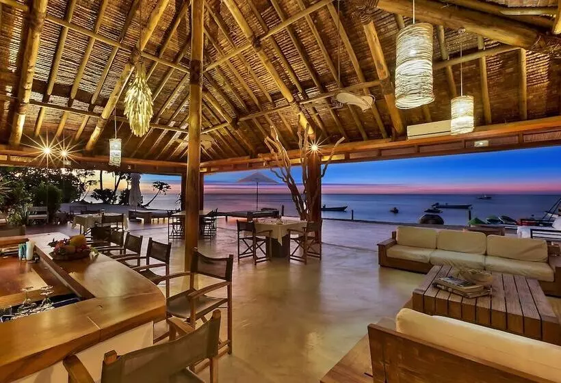 Tides Reach Resort