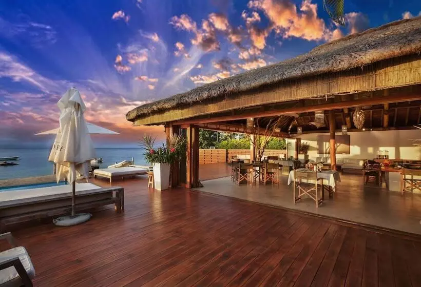 Tides Reach Resort