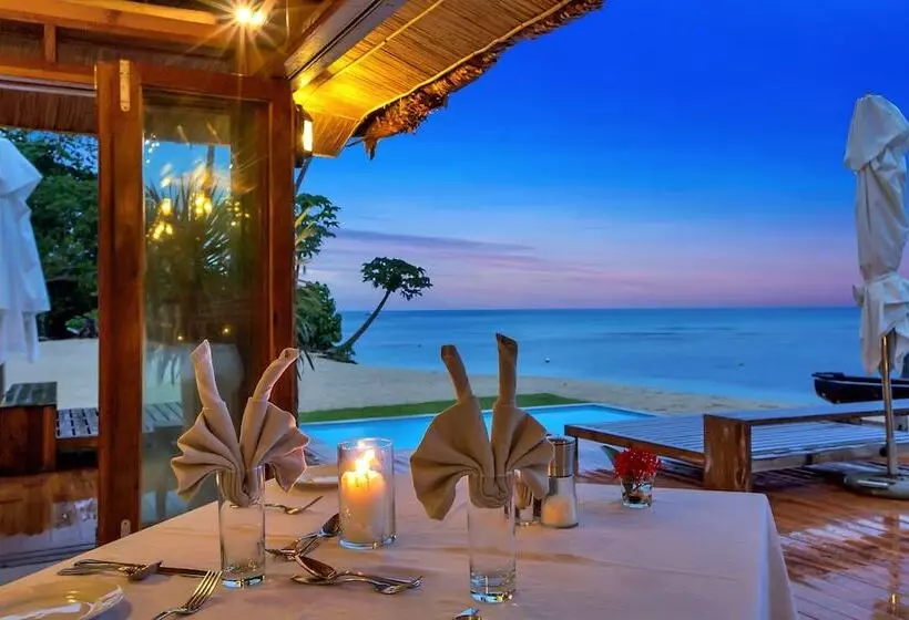 Tides Reach Resort
