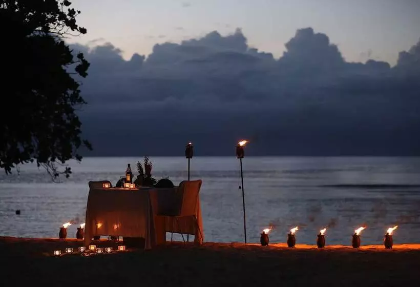 Tides Reach Resort