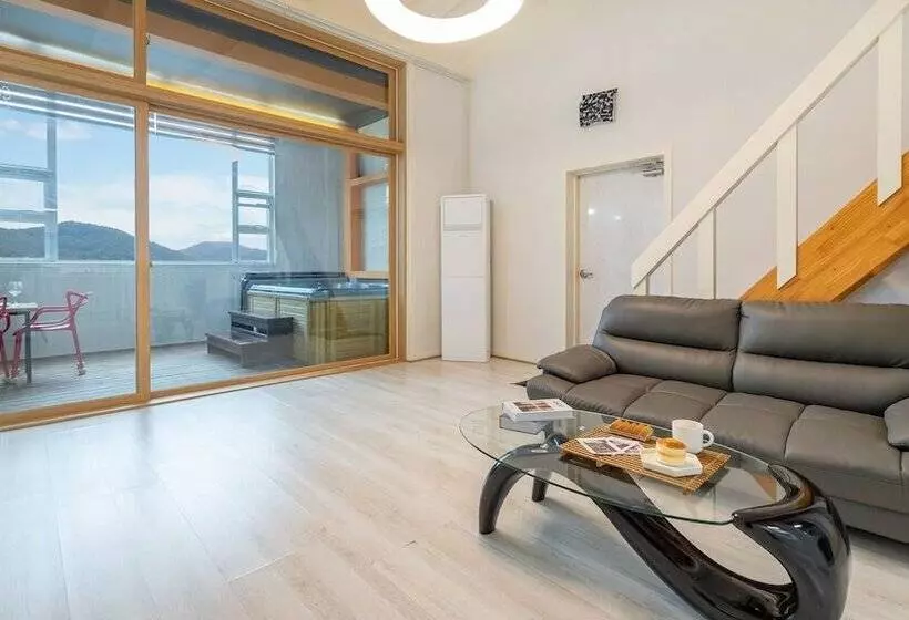 Namyangju Cozy Hill Spa Pension