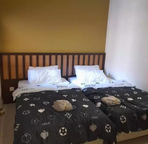 8pax Gold Coast Morib Resort   Banting Sepang Klia Tanjung Sepat Ebaa