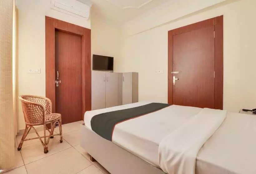 Collection O Hotel Royal Taj
