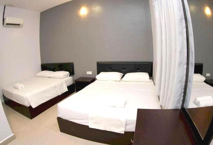 Oyo 89715 Ck Hotel 2