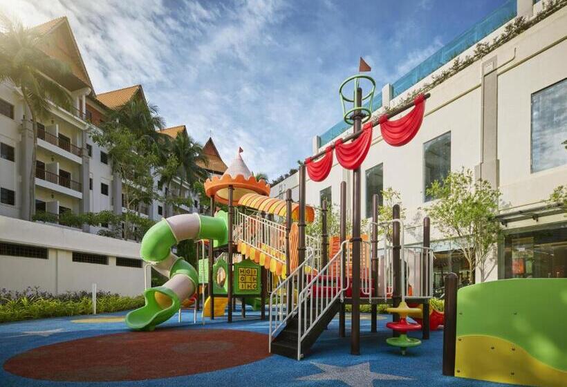 Parkroyal A Famosa Melaka Resort