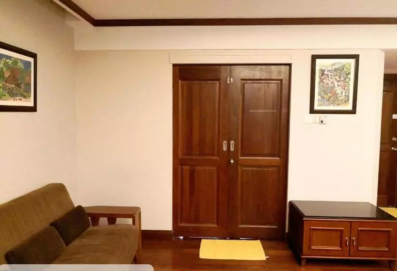 ペンション Alpine Glx Pd Port Dickson