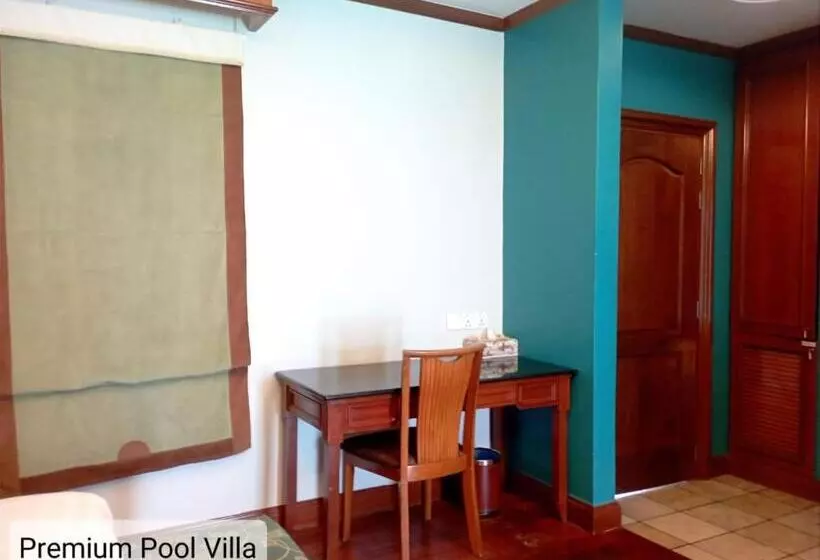 ペンション Alpine Glx Pd Port Dickson