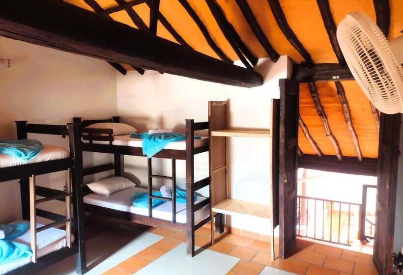 پانسیون Hostel Chill Out San Gil