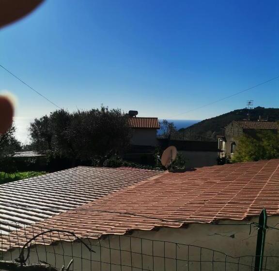 بنسيون La Casina Di Silvio