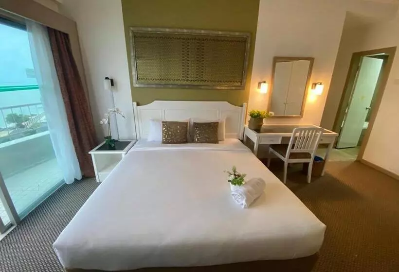 ペンション Seaview Deluxe@rainbow Paradise Tg Bungah 4 6pax