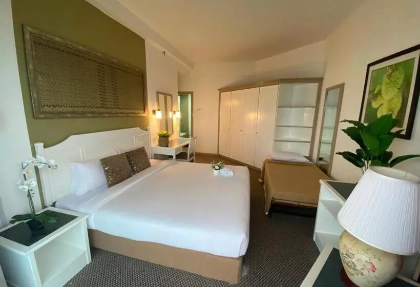ペンション Seaview Deluxe@rainbow Paradise Tg Bungah 4 6pax