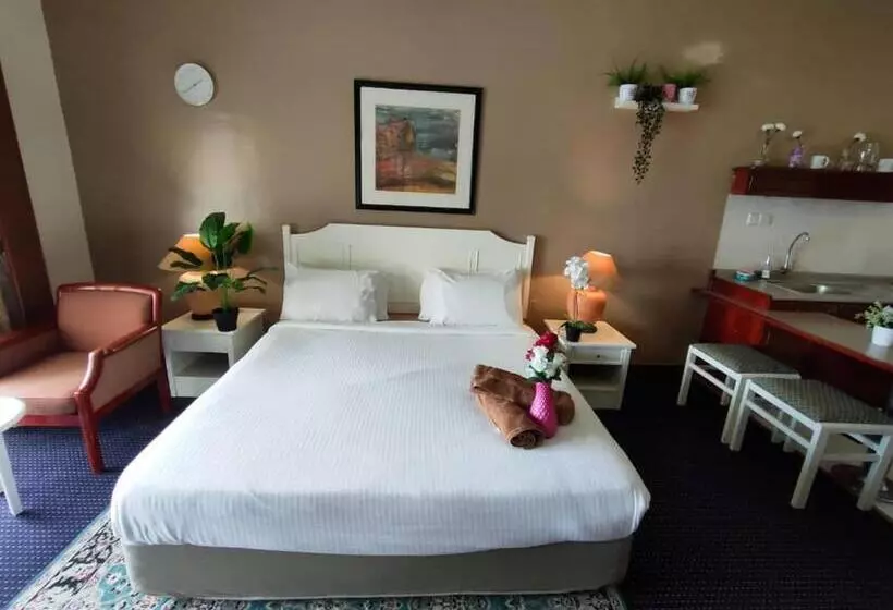 ペンション Seaview Deluxe@rainbow Paradise Tg Bungah 4 6pax