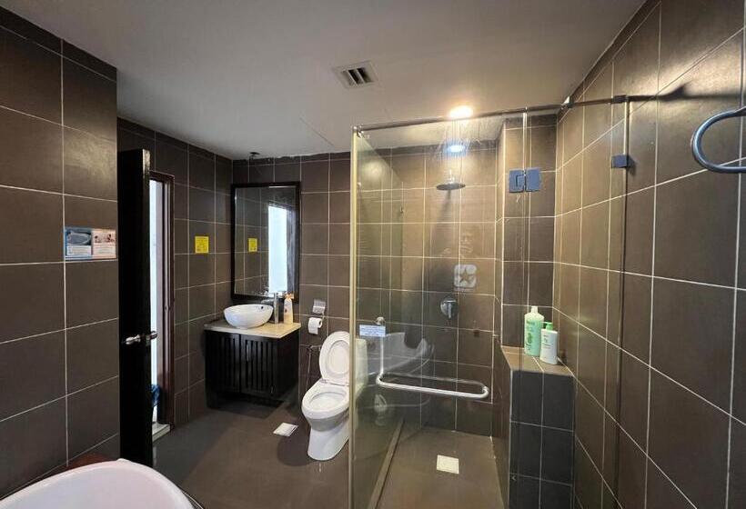 Resort Otel Gold Coast Morib By Tim