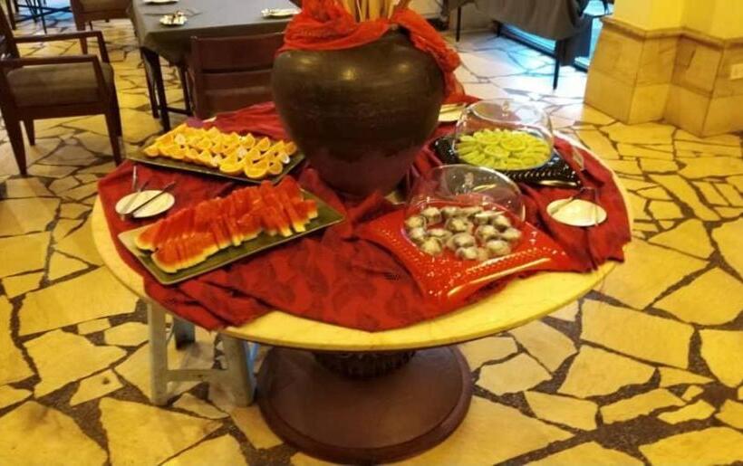 Resort The Lagoon Water Chalet