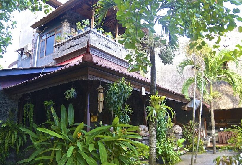 Aahh Bali Bed And Breakfast