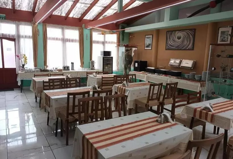 تختخواب و صبحانه Pilóta Panzió