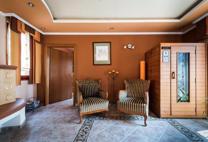 Aamiaismajoitus (B&B) Szenti Vendégház