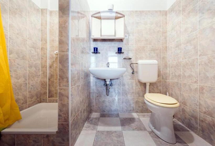 Aamiaismajoitus (B&B) Szenti Vendégház