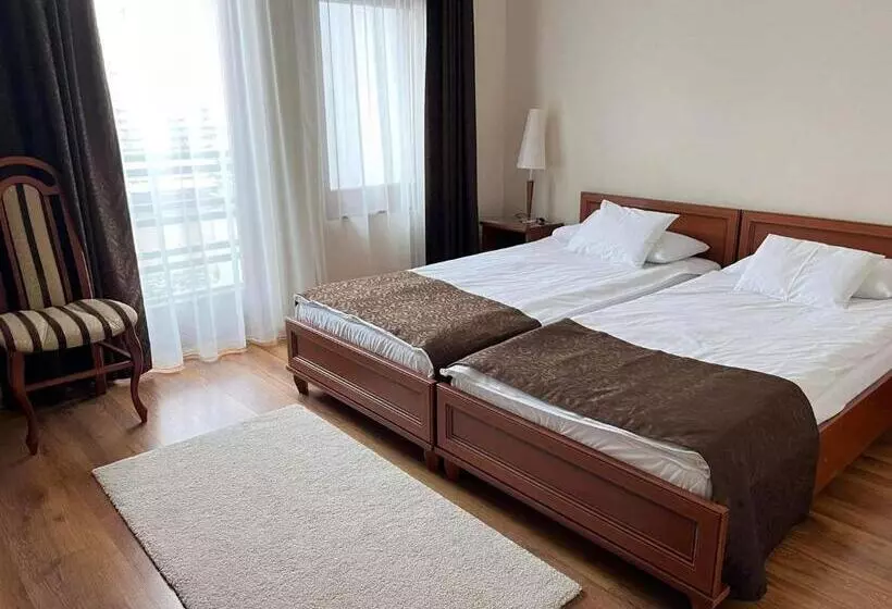 Brill Hotel Békéscsaba