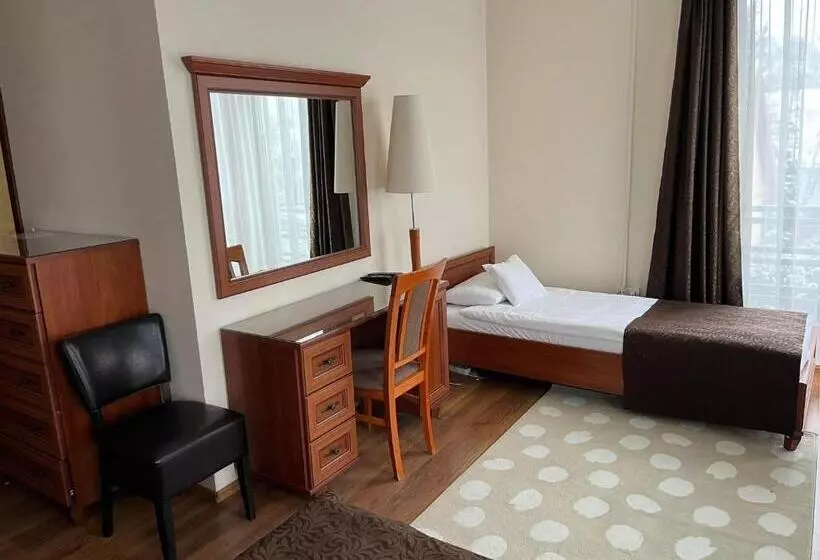 Brill Hotel Békéscsaba