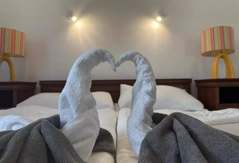 هتل Boni Családi Wellness