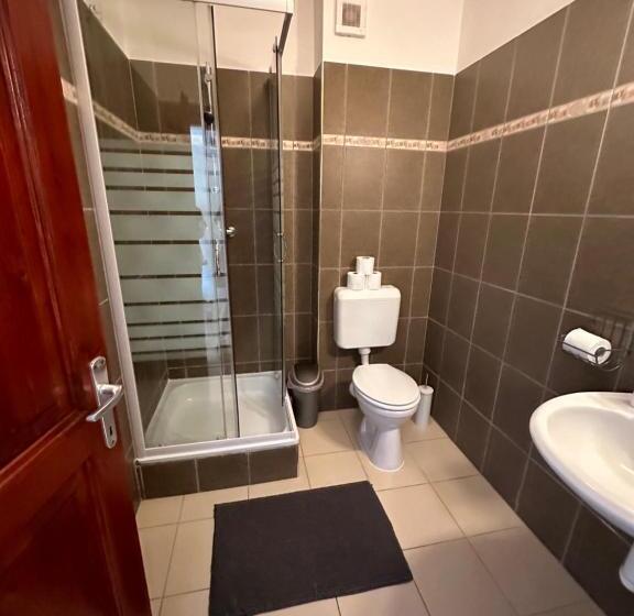 فندق Boni Családi Wellness