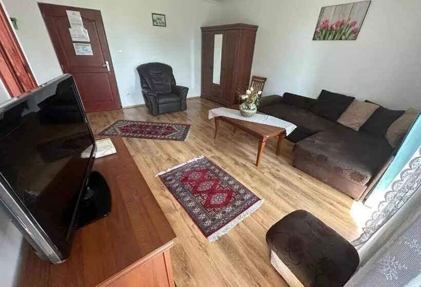 هتل Boni Családi Wellness