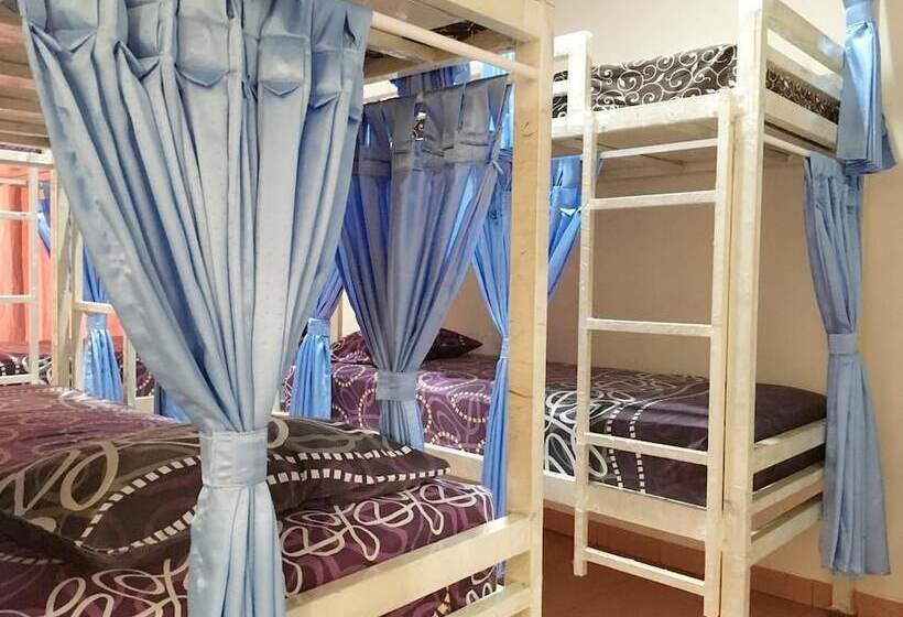 호텔 Cendana Mulia Hostel Bogor