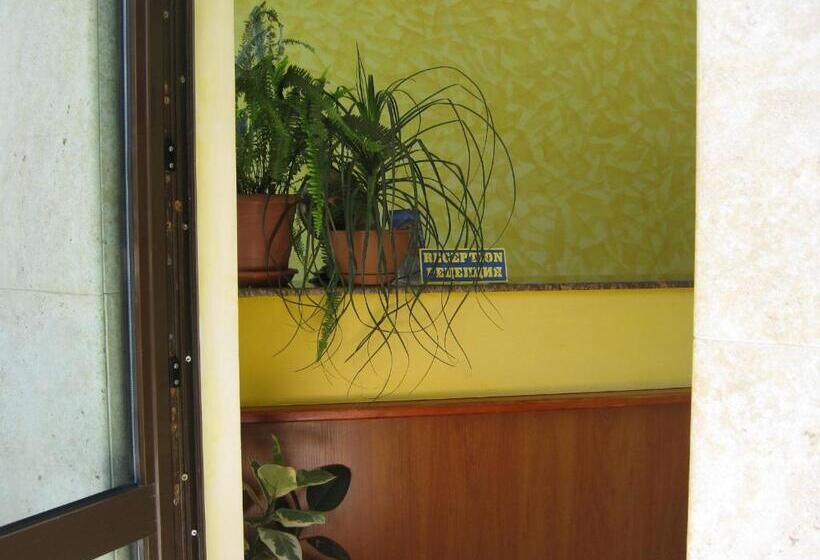 בית מלון כפרי Continental