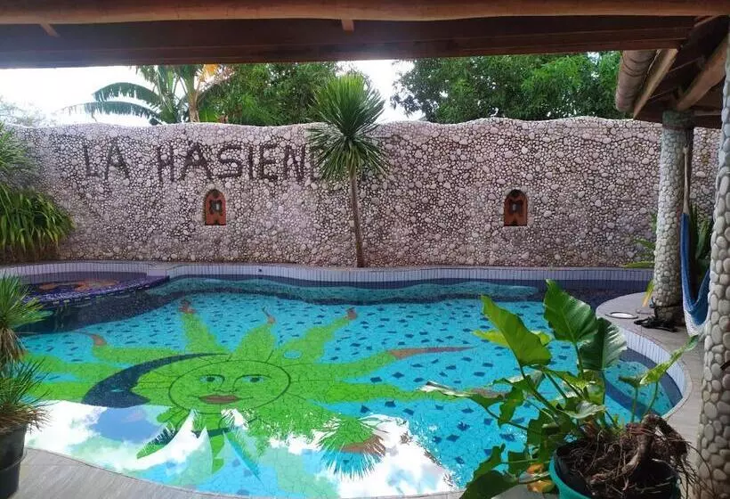 ホテル La Hasienda