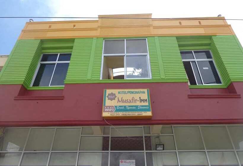 בית מלון כפרי Musafir Inn