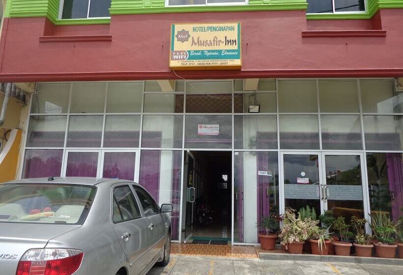 בית מלון כפרי Musafir Inn