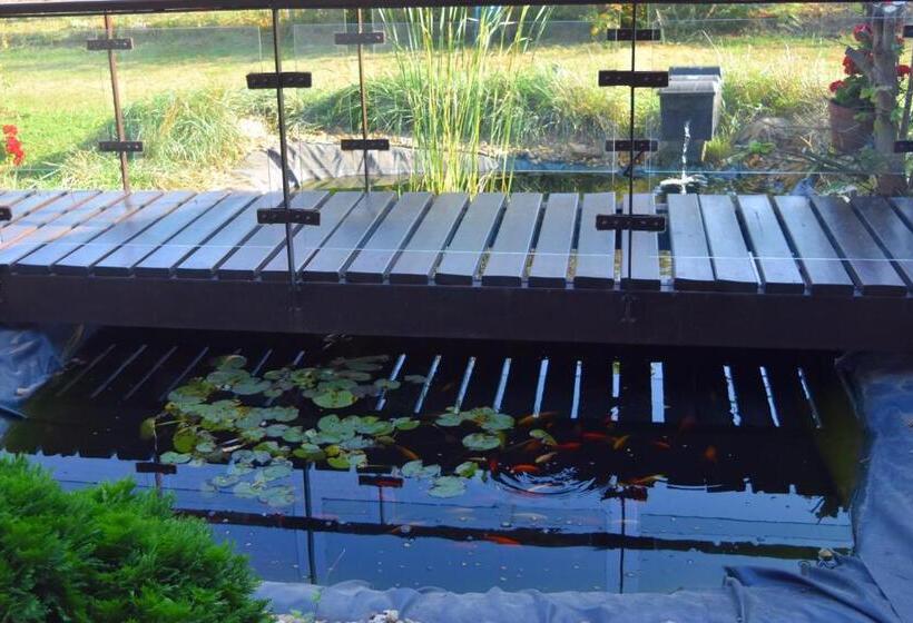 Отель Neon2 Vendégház