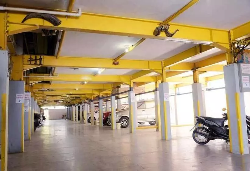 Hotelli Olympic Semarang By Sajiwa