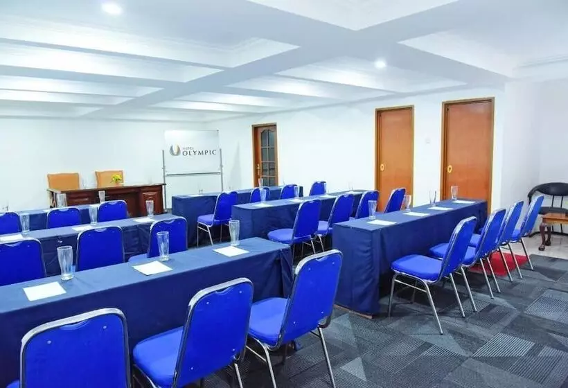 Hotelli Olympic Semarang By Sajiwa