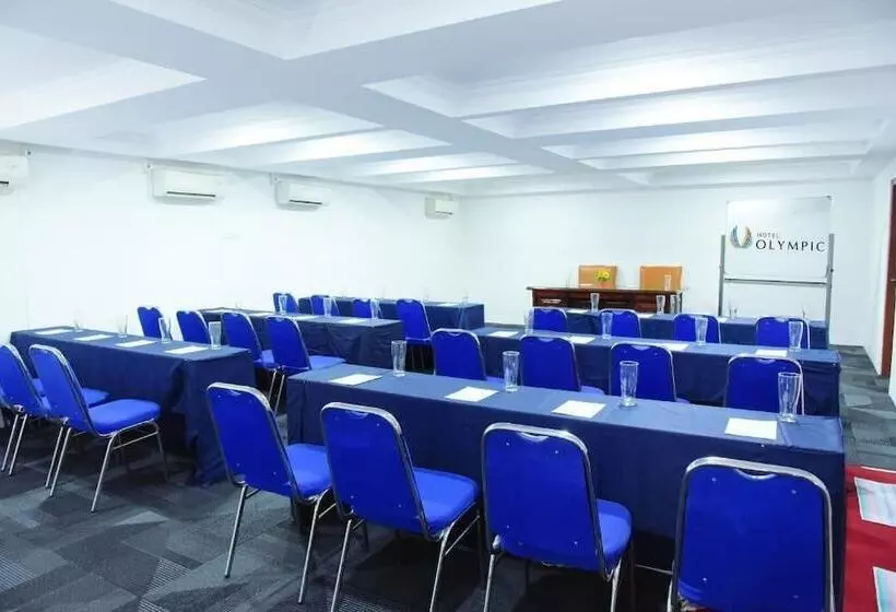 Hotelli Olympic Semarang By Sajiwa