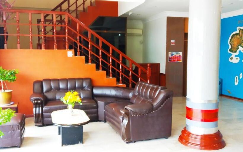 בית מלון כפרי Paradise