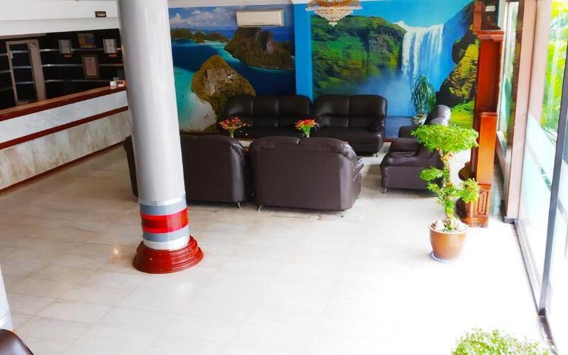 בית מלון כפרי Paradise