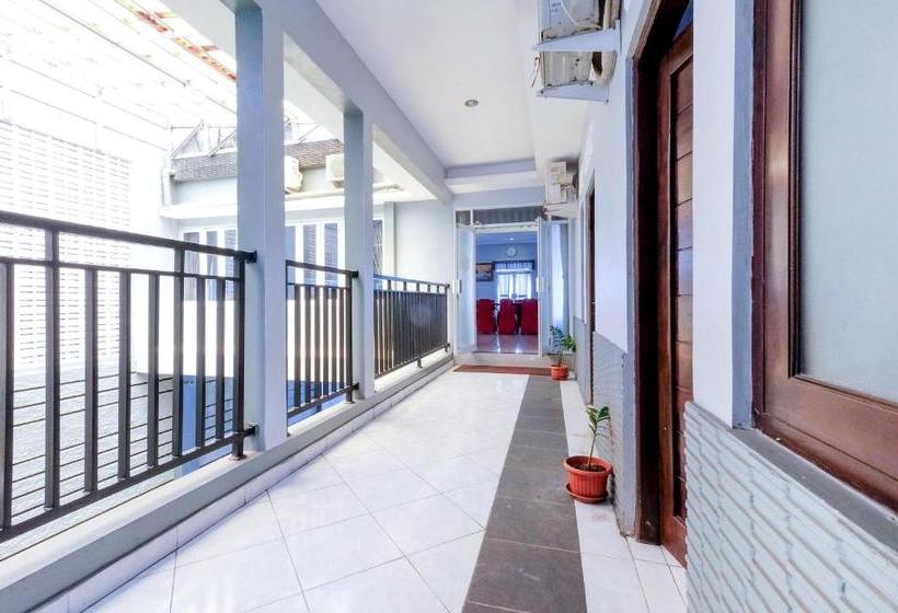 فندق Reddoorz Plus @  Star 88