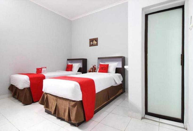 فندق Reddoorz Plus @  Star 88