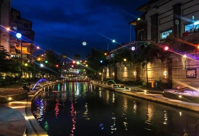 Reddoorz Plus At Mahajaya Hotel Denpasar