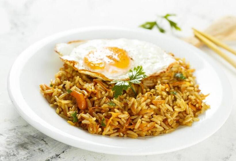 Reddoorz Plus At Mahajaya Hotel Denpasar