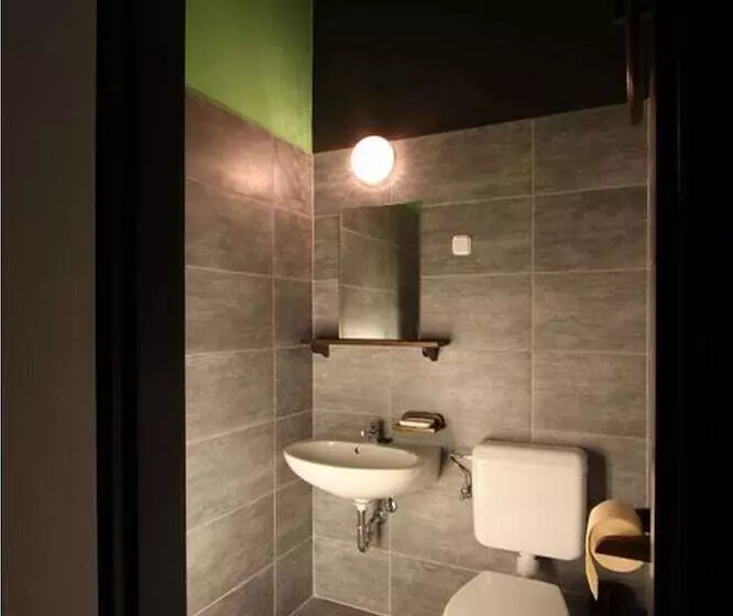 Treestyle Hostel