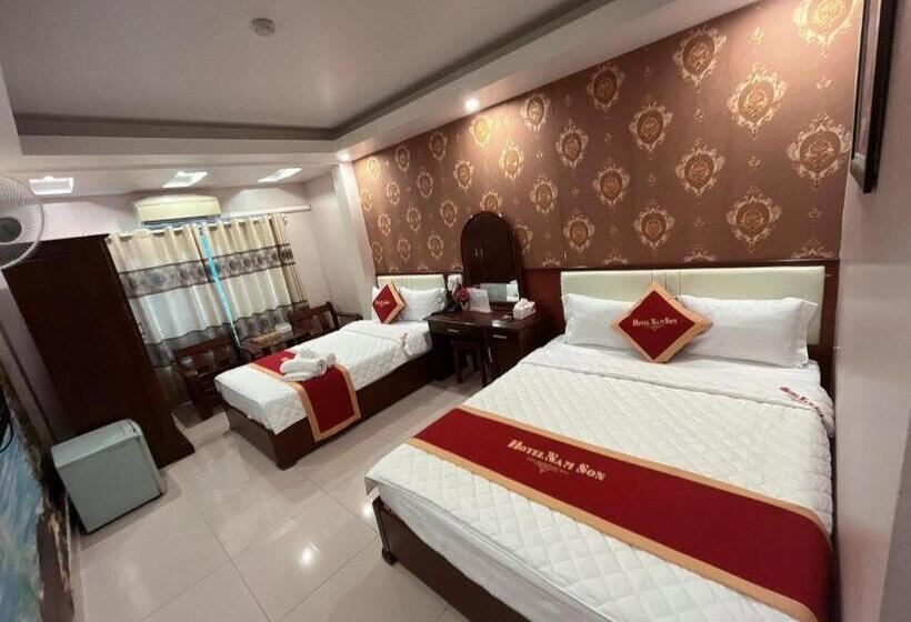 هتل Khách Sạn Nam Sơn