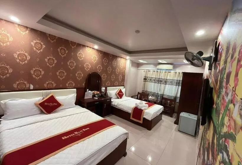 هتل Khách Sạn Nam Sơn