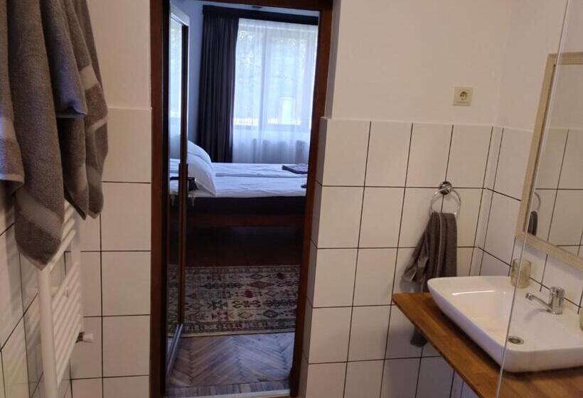 پانسیون Casa Ciupi