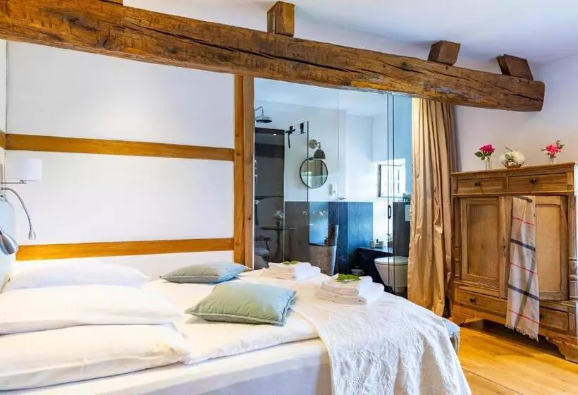 Aamiaismajoitus (B&B) La Belle Maison