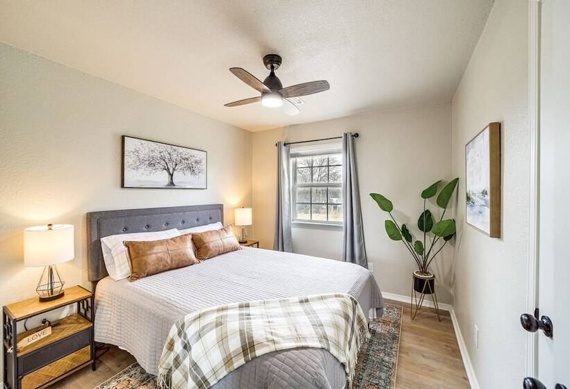 Charming Porum Home Near Lake Eufaula!