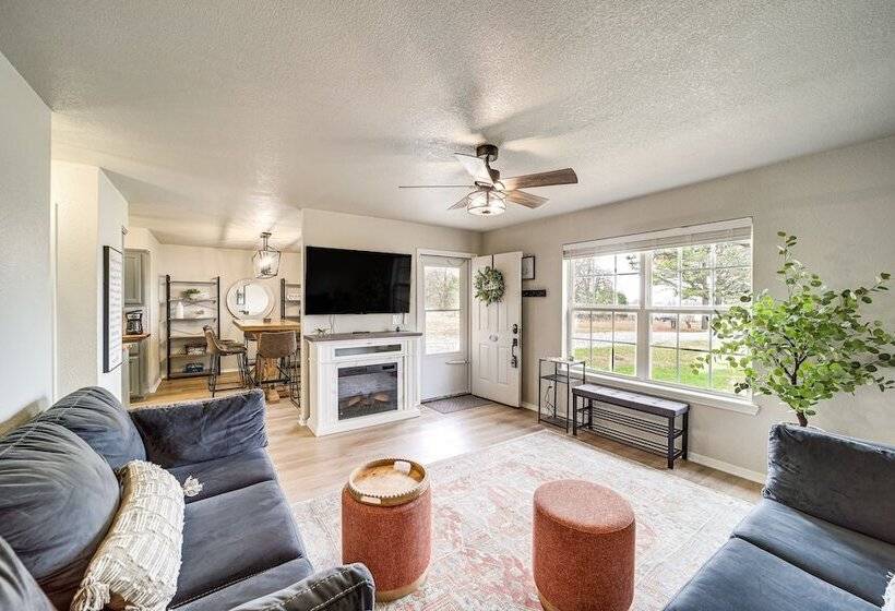 Charming Porum Home Near Lake Eufaula!